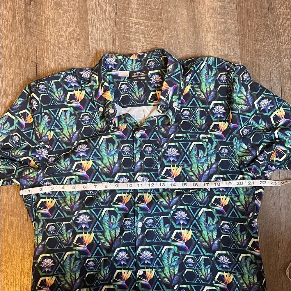 WESC Oden Geo Floral Acp Button Front Shirt Floral Abstract Design size L - Picture 14 of 15
